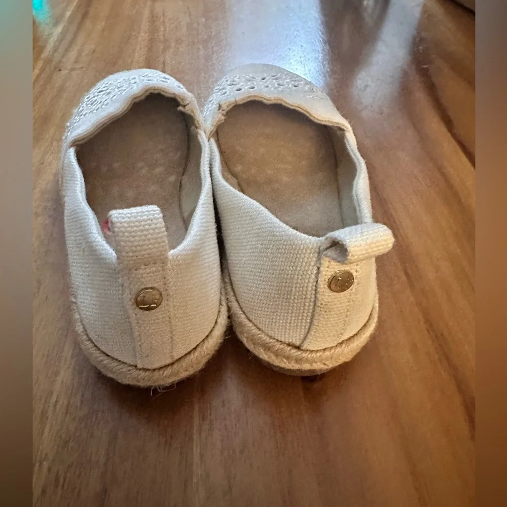 London Fog Beige Laser-Cut Canvas Espadrille Slip-Ons - Picture 3 of 5